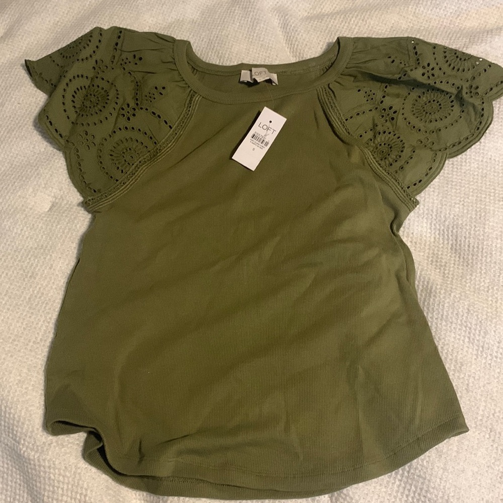 Loft flutter sleeve top
